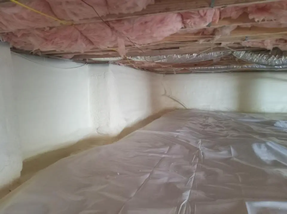 Crawl space encapsulation with closed-cell spray foam for Roof Maintenance in Eucalyptus Hills